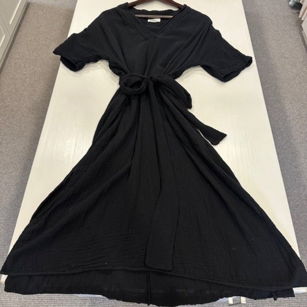 Velvet by Graham & Spencer Gauze Dress: Priced to Sell!